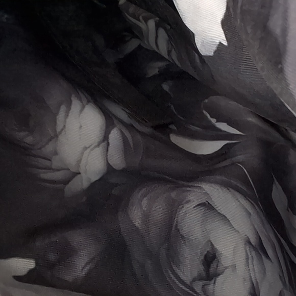 Ted Baker Nara Woman's Black Leather Crosshatch Crossbody/Clutch Bag. - Picture 7 of 11